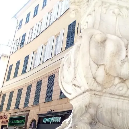 Genovahost - Campetto Genua